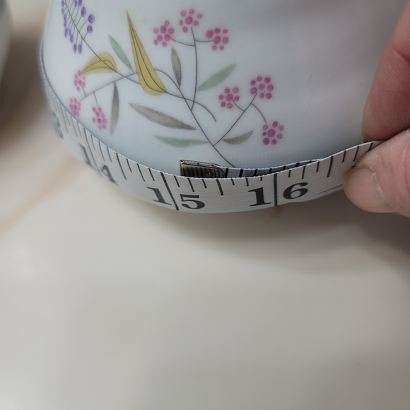 RARE. Bavaria Fine China Sugar and Creamer with Lid. Floral, White with Gold Set - Picture 16 of 16